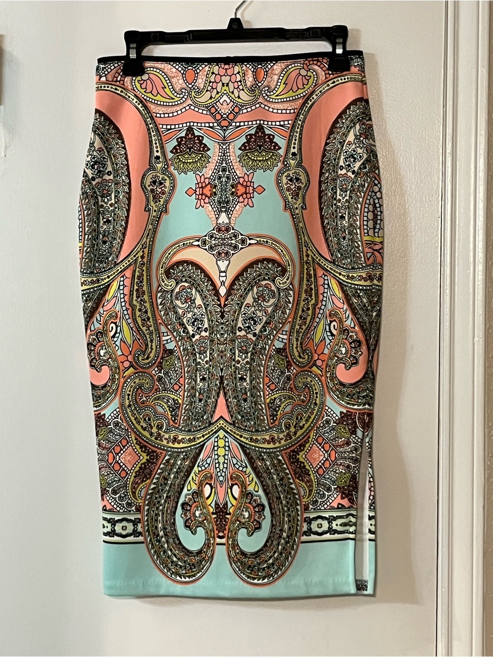 Bisou Bisou Women's Pastel Paisley Pencil Skirt - Coral & Aqua Size Small